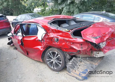 2020 Toyota Camry Se z USA, uszkodzony, nr VIN 4T1G11AK9LU317091